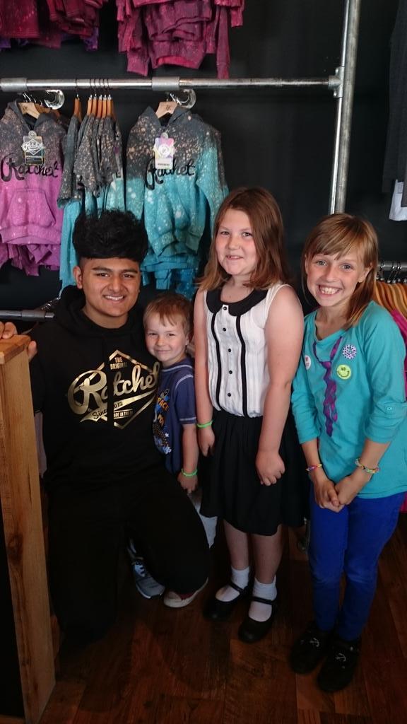 Zer0_Sync's tweet photo. Just everso-slightly #starstruck @RatchetClothing with @dhillanratchet http://t.co/LZEoI8CSi1