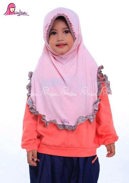 BeeHijab's tweet photo. Ready Stock !!! Bergo Amelia Baby Pink. http://t.co/NcXpQhyo4i