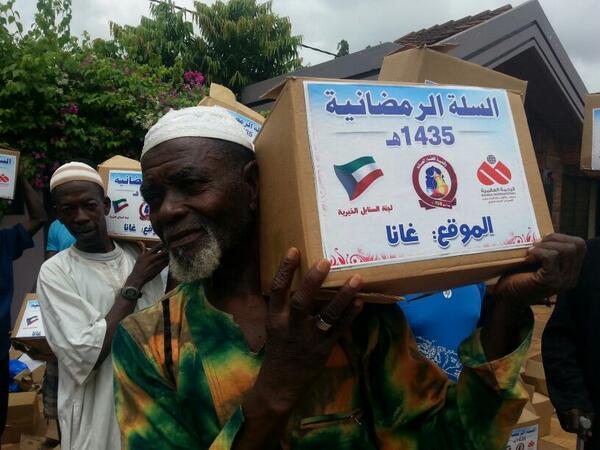 khaironline's tweet photo. #افطار_صائم في 42 دولة 
عدد المستفيدين أكثر من 2 مليون #الرحمة_العالمية
ساهم الان ولك مثل أجرهمhttp://t.co/flsUtAUK0i http://t.co/vd6bw75ha7