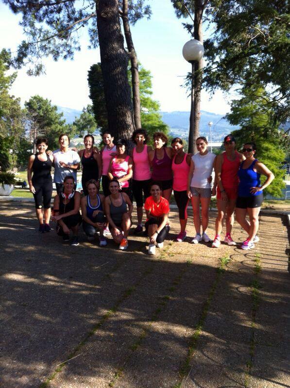 ClubParayas's tweet photo. Las #RunningGirlsParayas se multiplican día a día. Ya son 22 y subiendo. Hoy salieron 15 ... Y el Miércoles? Cuantas? http://t.co/4oZAtEK4IR