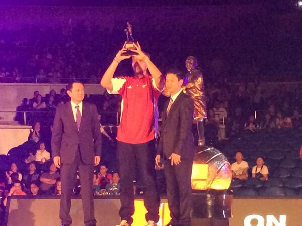 SMBeermen_'s tweet photo. "@janebracher: The 2014 PBA Most Valuable Player is:  JUNE MAR FAJARDO #pba2014 http://t.co/5JCmKqNXEs"

Congrats the kraken u deserve it