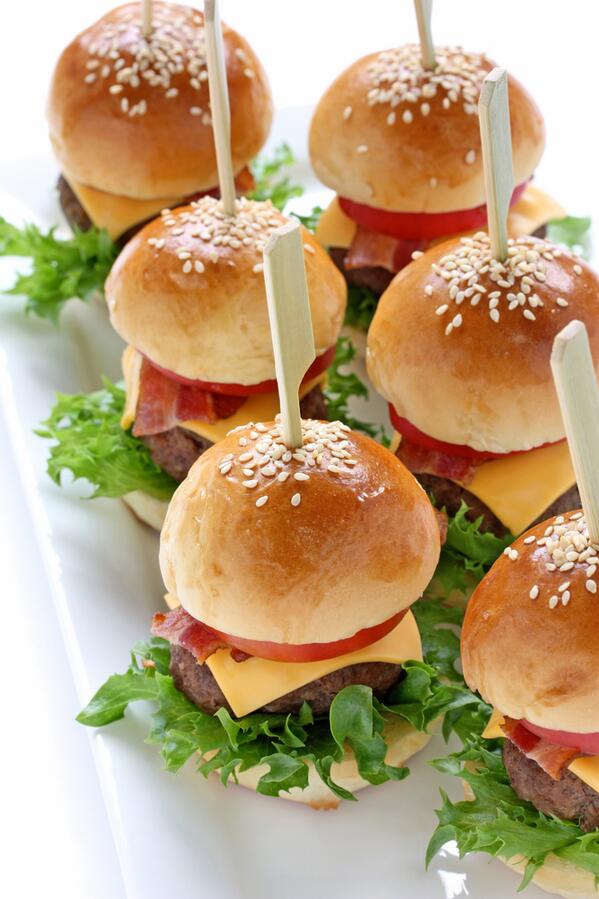 GRANMELIA_JKT's tweet photo. We have World Cup Buffet at JJ Pub&amp;Bar. Various menu item buffet at only Rp. 200,000nett per person, min 35 people. http://t.co/CwyVk1SOjl
