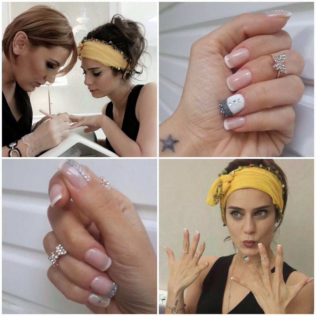 BrxI7BHIcAABUAe.jpg:large