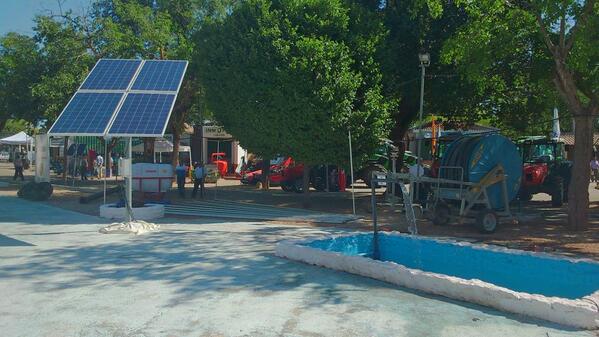 RiegosLozano_'s tweet photo. Apueste por las #renovables. BOMBEO #SOLAR. Toda la información que necesita en @RiegosLozano_ @feria_FERCAM #fercam http://t.co/z9th1QuCDs