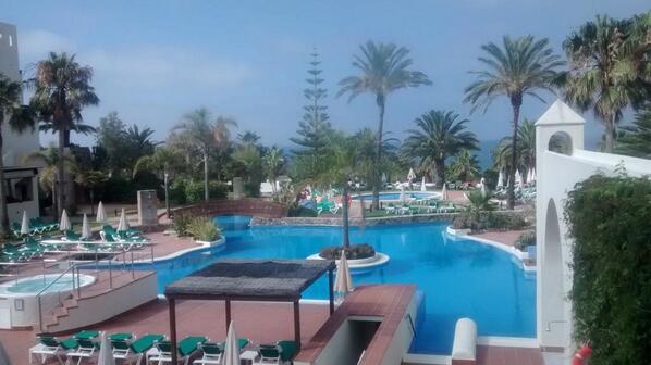 99Patry's tweet photo. Buenos días conil🌞🌞🌞 http://t.co/VCUZp82eNl