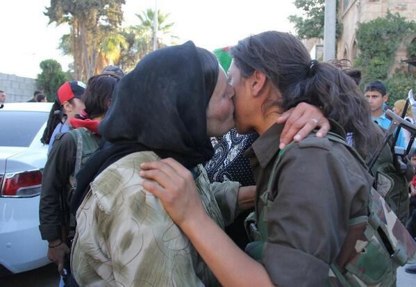 ozgurgundm's tweet photo. KCK, #Rojava için topyekun mücadele çağrısı yaptı / http://t.co/C0UfsOo0dO
#DengBideRojava http://t.co/x0NaeqjLe2