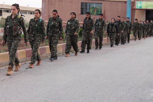 ozgurgundm's tweet photo. KCK, #Rojava için topyekun mücadele çağrısı yaptı / http://t.co/C0UfsOo0dO
#DengBideRojava http://t.co/x0NaeqjLe2