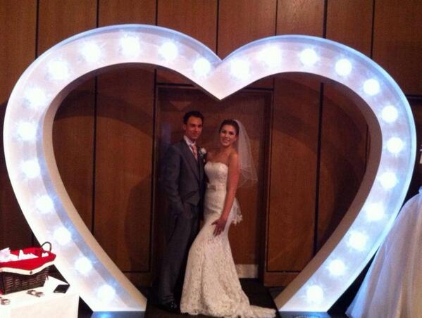 Lovelettersne's tweet photo. Hire our giant heart for you wedding,
£250 including set up, delivery and collection http://t.co/NtGl8zrCWw