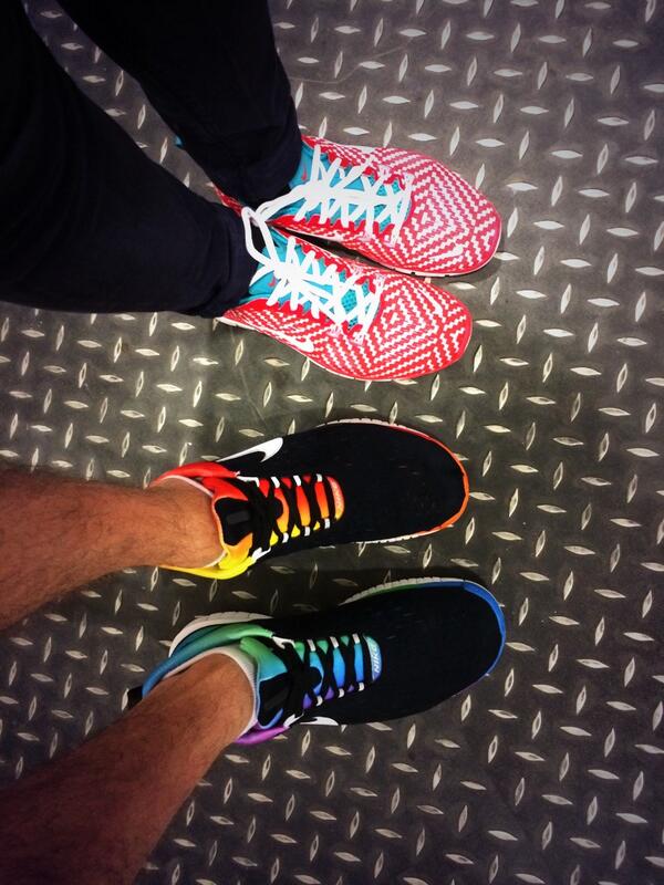 davidrubietodd's tweet photo. The snazzy sneakers brigade @jessgrant89 http://t.co/fCAsF0PaNy