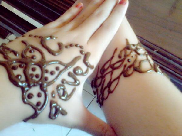 veseK_alicious's tweet photo. Keren (sambiL senyuM) http://t.co/nlQPhn2dn2