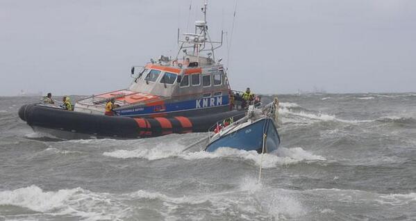 KNRM zoekt vrijwillige opstappers voor diverse reddingboten! Meer info hier: buff.ly/1zdY0Wk