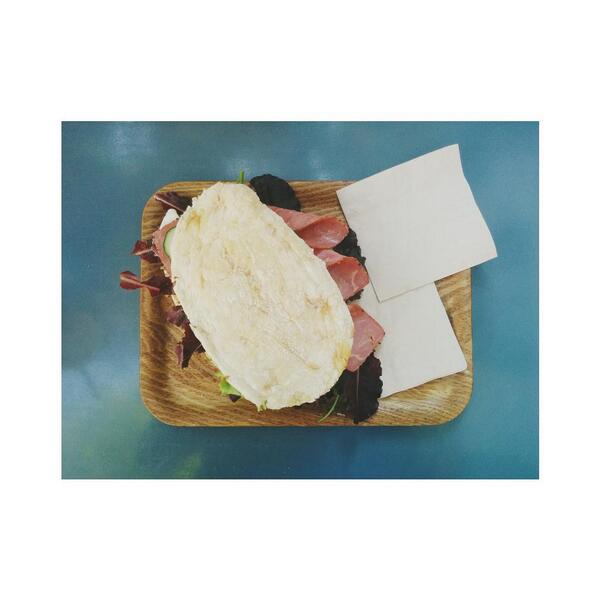 El sándwich de pastrami del Café Cometa es cosa fina, Josefina.