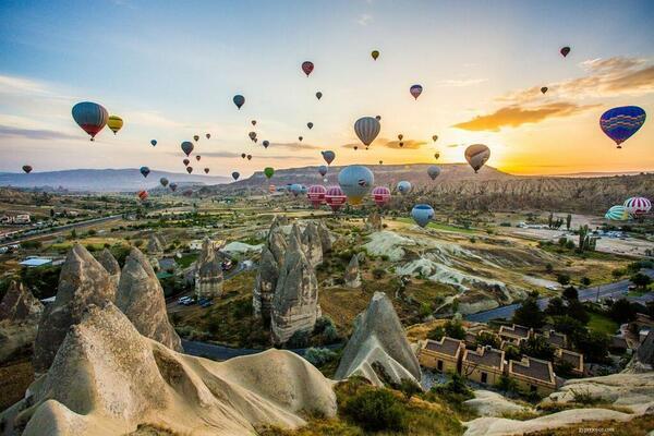 "<a href="/_Paisajes_/">Paisajes Increíbles</a>: Globos aerostáticos sobre Turquía. "<a href="/Indariita/">Ita indari</a>