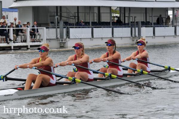 Marlow R.C. in heat of The Diamond Jubilee Challenge Cup earlier. They beat Headington Sch. by 3 3/4 lengths in 8.15