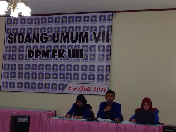 Selamat Atas Terpilihnya Ketua DPM Periode 2014/2015 Reza Aganta, Sekretaris Jendral DPM Nadia Lakhsita AD