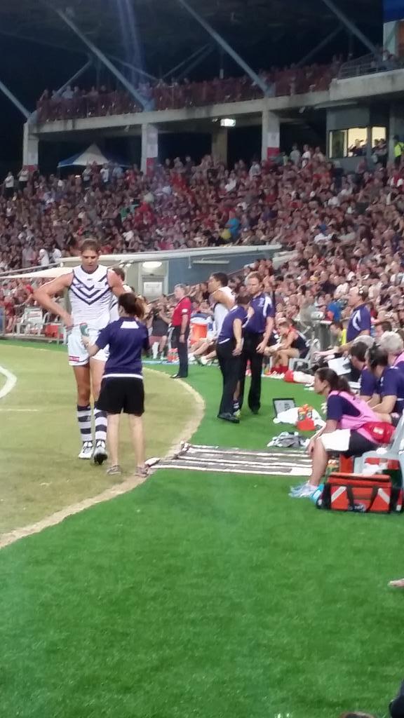 freodockers's tweet photo. The moment we've been waiting for #MoraReturns #AFLDeesFreo #gofreo http://t.co/zJ9V5VA3ay