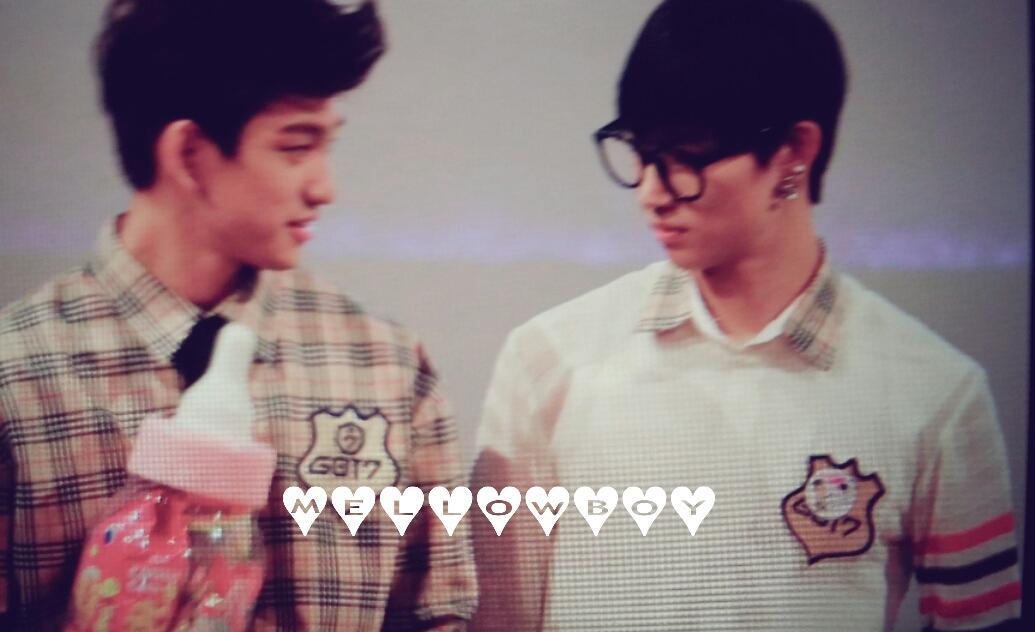 BrxtPc1CEAA0k1k.jpg:large