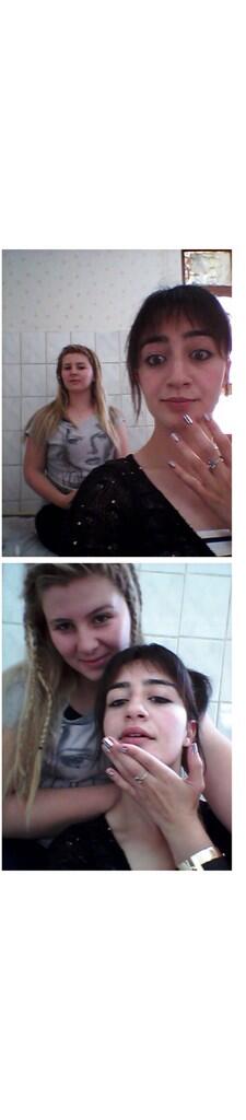 Onun sarı saçları varrrrr :))(((