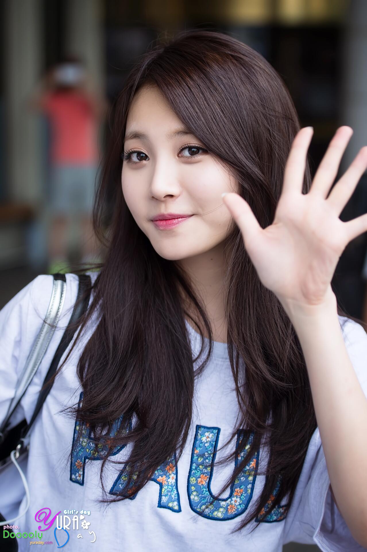 유라데이[Yura's Day] on Twitter: "[14.07.05] 김포공항 도착 #걸스데이 #유라(@Girls_Day