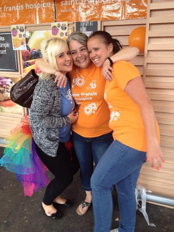 Row2297's tweet image. Collier Row raising funds to coincide with a 10k walk through the night this evening for local Hospice #community !