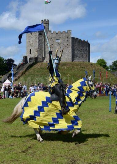 CFtourism's tweet photo. There is a variety of special events throughout the year including medieval jousting to a Victorian Christmas! http://t.co/BaiEYUXWxF