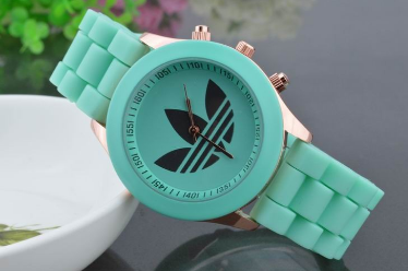 RopaDeChicosES's tweet photo. #SORTEO reloj Adidas: 
1:Da RT este tuit 
2: Síguenos en http://t.co/5o8nc0r4bw
Ganador al llegar a los 10K ¡SUERTE! http://t.co/bd0TweJnRV