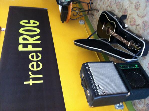 tfgeneration's tweet photo. Gearing up to play at Latta Java! -- Marion, IL http://t.co/yBfYwfxmeq
