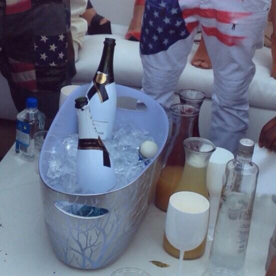 OMGYoungCooley's tweet image. We Was LIT Just A Lil Bit #CompoundFlow 4thOfJuly🇺🇸