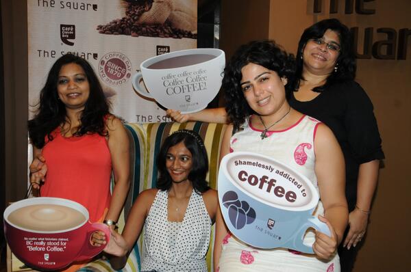 CafeCoffeeDay's tweet photo. Big cups of Coffee, fun, conversations &amp; a lot more at the #CCDsquareUp! @RushinaMG @ideasmithy @APBCookStudio http://t.co/d5YQiv5QmX