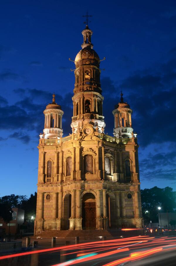 aventurografo's tweet photo. Beautiful Church #Aguascalientes #Mexico Taken with a #Nikon D7000 Find more at http://t.co/nh5KeDay7Q #photography http://t.co/pJE7HplaVJ