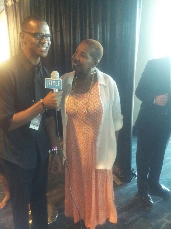 houstonstyle's tweet photo. Another exclusive @iamReGGo w/ @IyanlaVanzant #365BlackAwards #HSMEssenceFest #EssenceFest #PurpleEssence http://t.co/3hHnSTYDwd