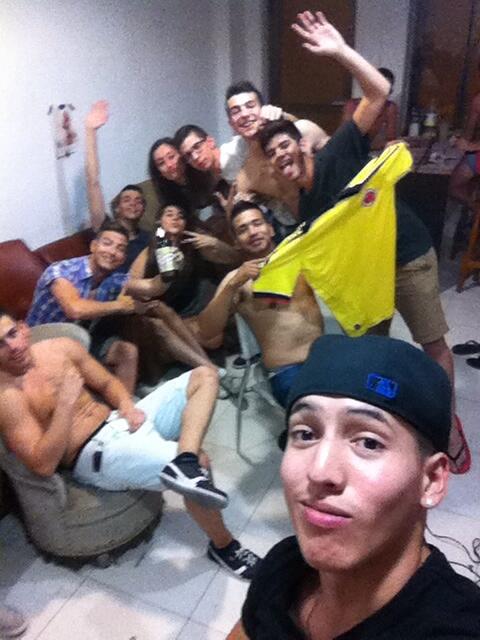 "<a href="/JeeyyC/">Joan</a>: " los mejooores