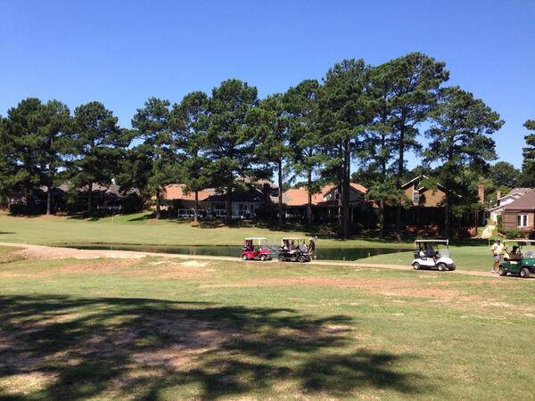 Biszantz's tweet photo. #BayPointe Golf Course Brandon Mississippi great place for Golf! http://t.co/bRTRrVcjiO