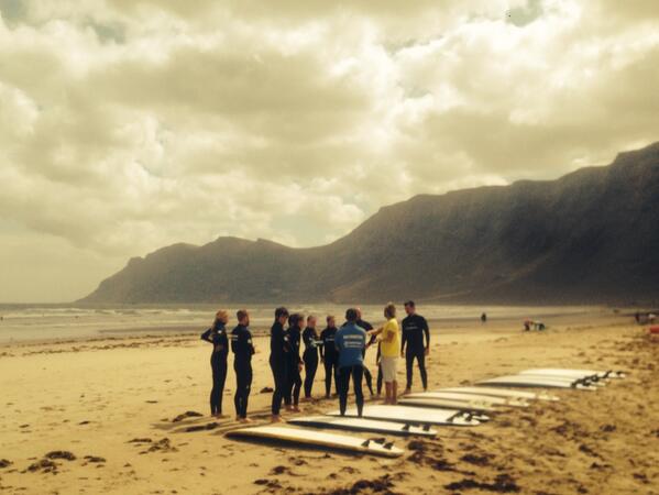 foreignalex's tweet photo. Best place in earth? Lanzarote.. Best thing you can possibly do? Surf and sex http://t.co/9Ktu4TCuCe