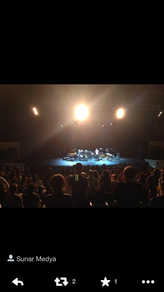 Teşekkürler...<a href="/DhaferYoussef/">Dhafer Youssef</a> <a href="/Aytackanun/">Aytaç Doğan 💛💙</a>