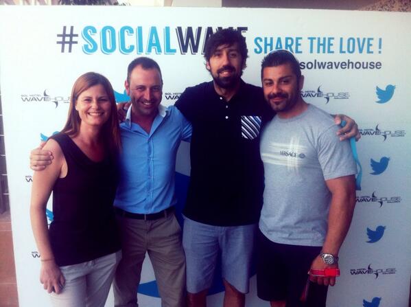 SolHouseCalvia's tweet photo. Nuestro equipo directivo, disfrutando de la #JeanWaveSession #livewave #directeam http://t.co/eM2RxE8Qlp