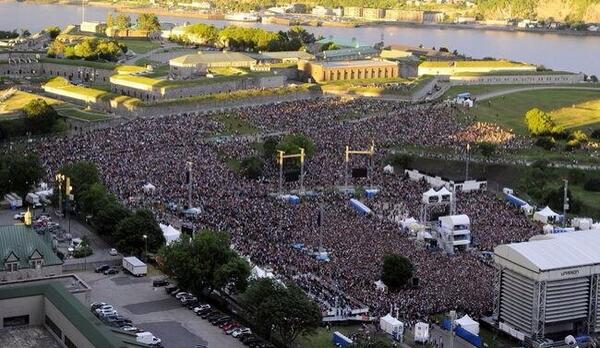 henrydelrey's tweet image. Photo of the crowd at #artRAVE in Quebec last night. 87,000+ people in the audience. You won in life, @LadyGaga! 👏✨