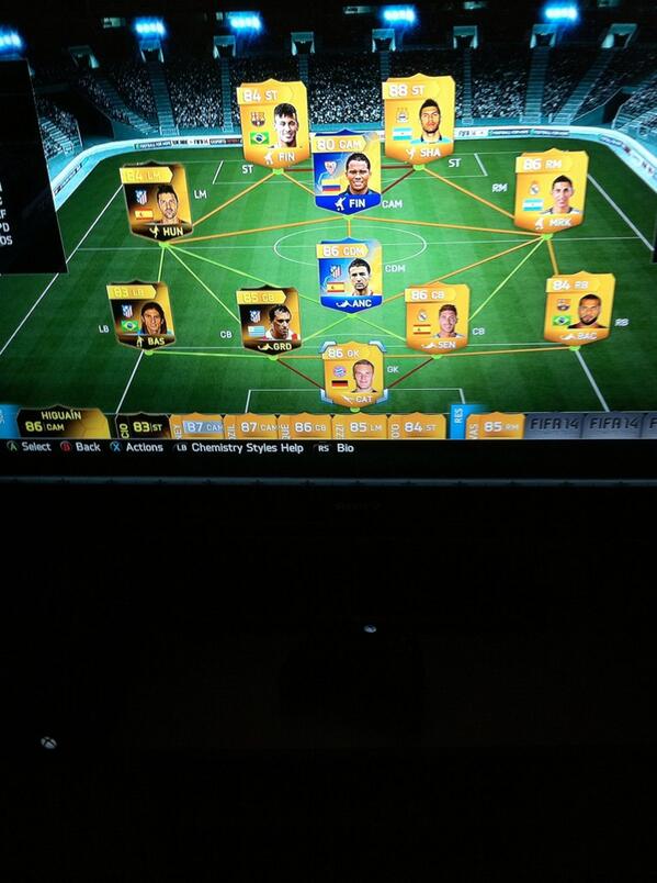 ElliottFish's tweet image. Pick some players from my squad and i want Ronaldo and do u play xbox one and i need ur gamertag