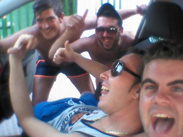 loskamorros's tweet photo. Tamos locos o keeerrr!!!!!!!@franaguilar19 @Marco_lajara http://t.co/wyDw4UKnF7
