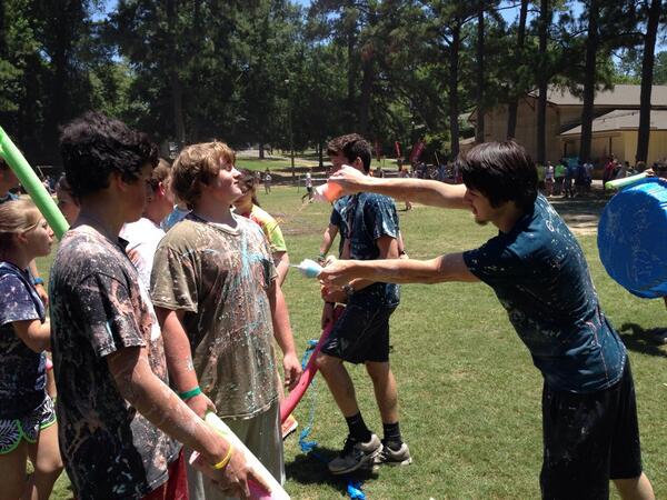 TallTimbersLA's tweet photo. Color war at rec! http://t.co/jjEdKgFKzu