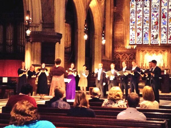 VoicesofLonFest's tweet image. Blossom Street in action, singing folk songs and new music from around the British Isles #musicalunity #vol2013