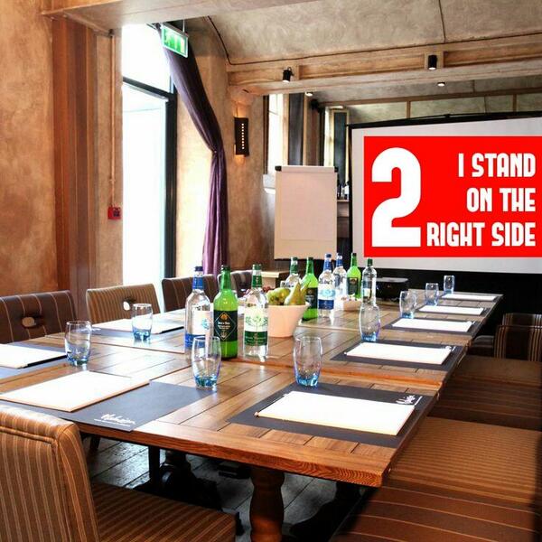 Meeting koordinasi Relawan #Jokowi4Presiden tetap semangat teman2.. #Salam2Jari