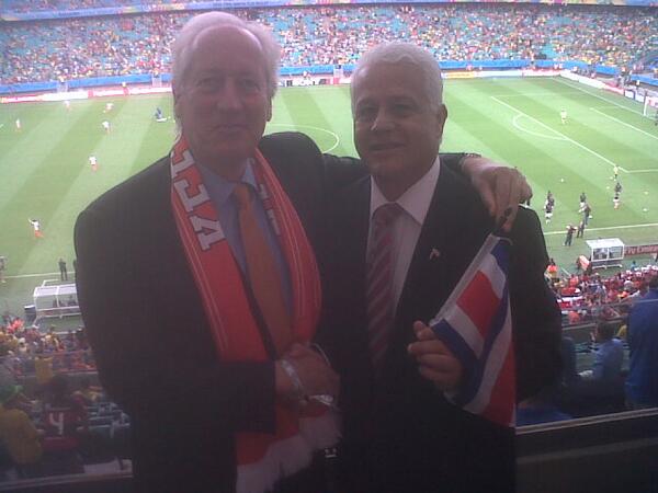 keesrade's tweet photo. With my colleague from Costa Rica before match #Net #worldcup2014; friendship is what matters... http://t.co/RWKTxALtQ0
