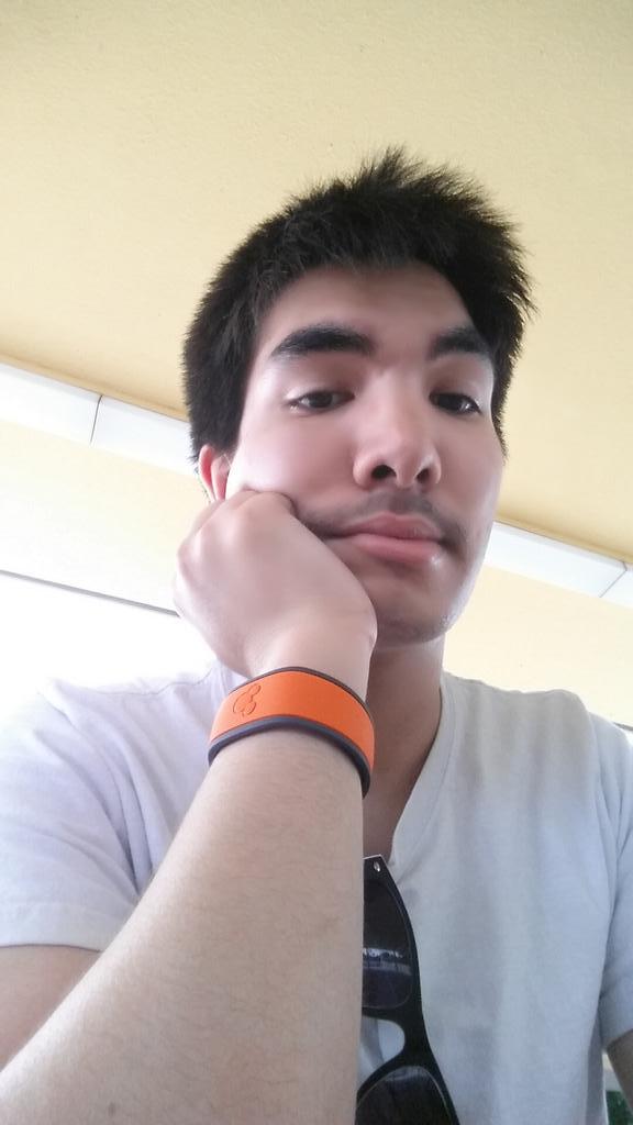 TheSexiestAsian's tweet image. Waiting for the ferry at Disney World #DisneyWorldProblems