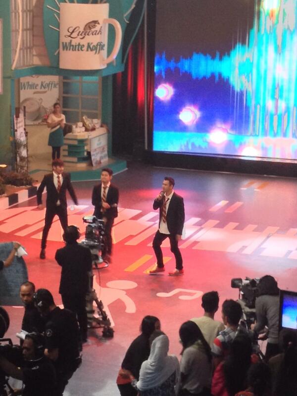 ntan_leztarie's tweet photo. GGSG pecinta wanita at @sahuramadhanttv http://t.co/mGG3x1nplh
