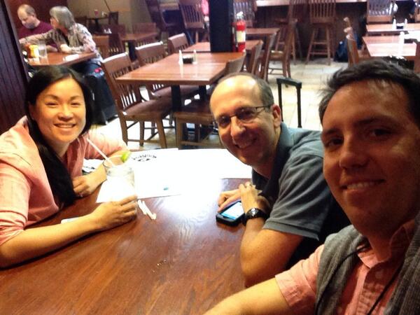 beaucrosetto's tweet image. Hanging out for once last #PlantToBuild hurrah at the airport. @JohnHHanna @futuretra