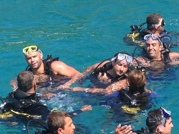 Kickboxing is my passion, but in my free time I play golf and diving!