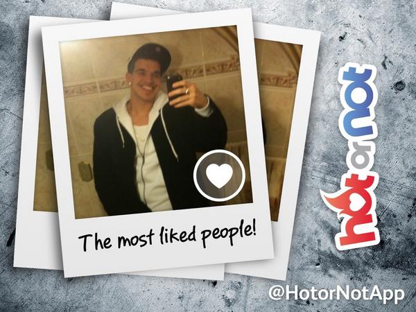 I’ve got the looks, I’ve got the style! That’s how I won an award on #hotornotapp! hotornot.com/b/1271991334/1…