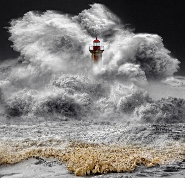 Gabriele_Corno's tweet photo. Unbeaten by Veselin Malinov #Porto #storm http://t.co/LehsvaG2fT