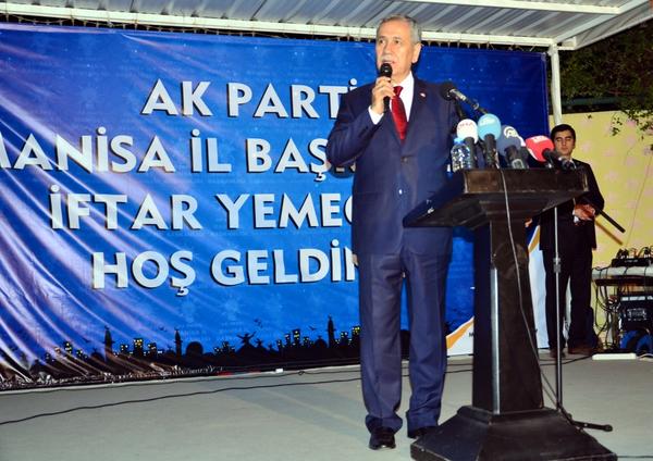 Dün akşam Manisa İl Başkanlığımızın tertip ettiği iftar programına katıldım.